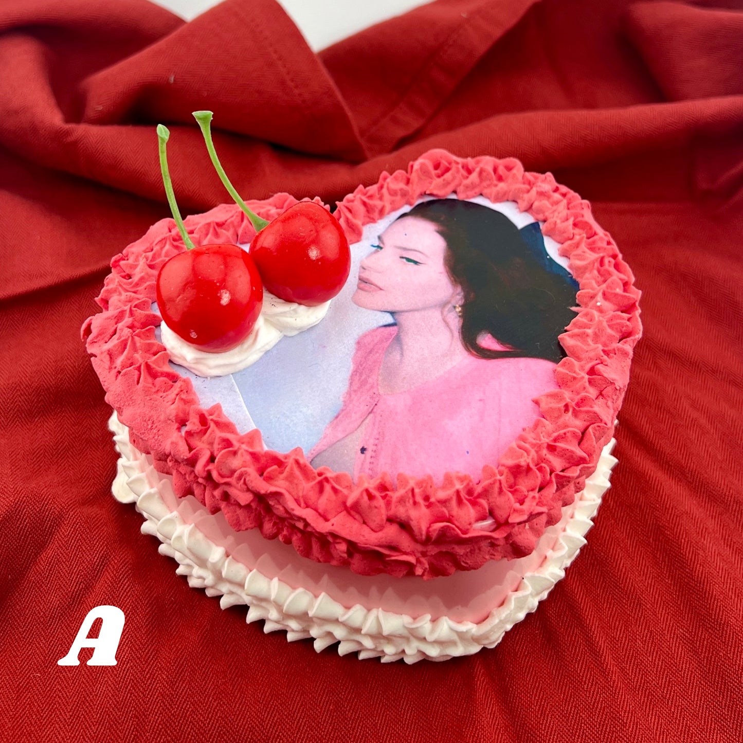 LDR Inspired Heart Shaped Cake Jewelry Box