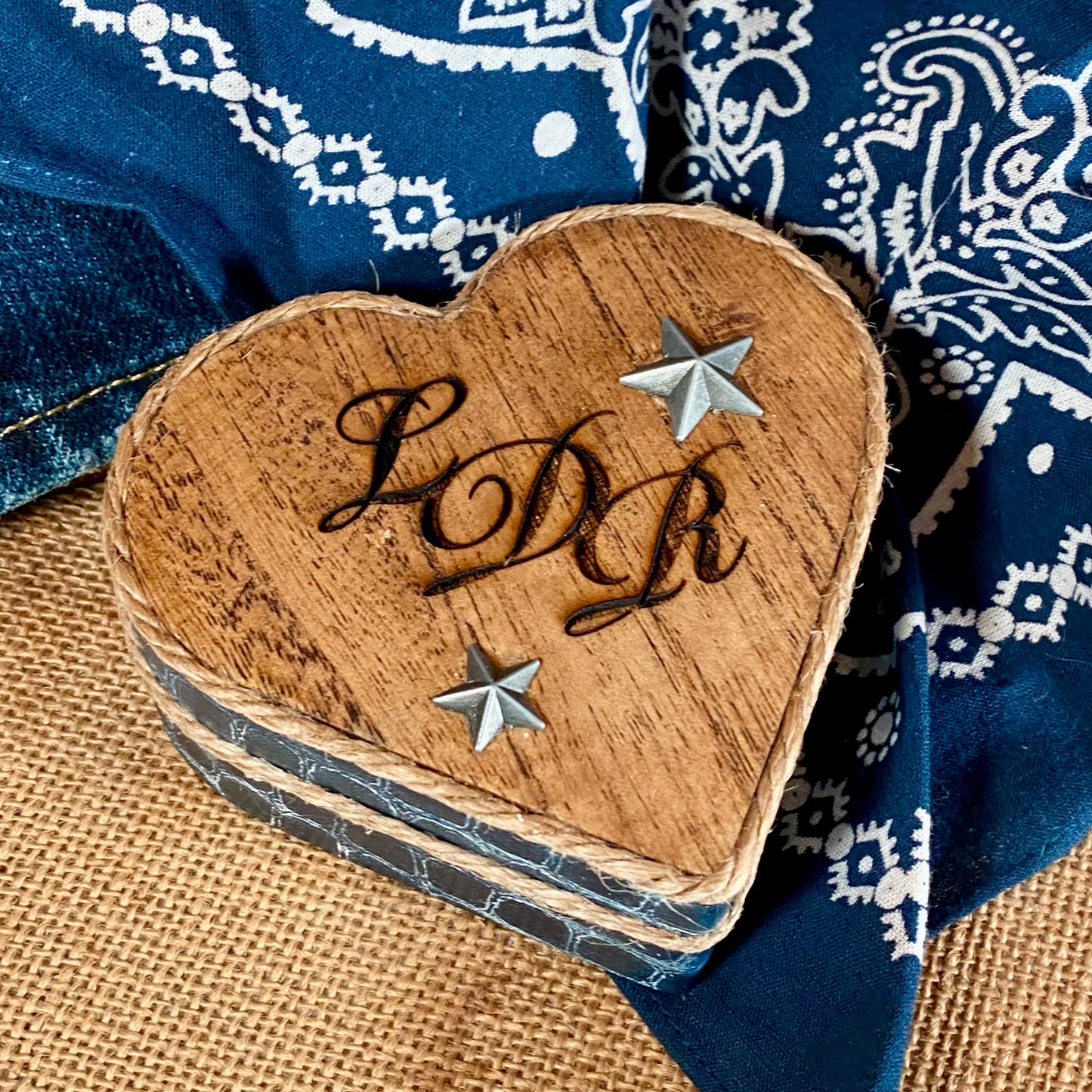 LDR Country Inspired Gator Keepsake Box